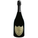 Dom Perignon 2004 Champagnerflasche mit edlem Etikett.